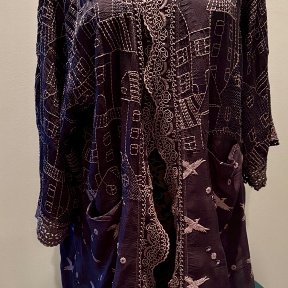 Johnny Was gray embroidered tunic style jacket - Picture 5 of 6